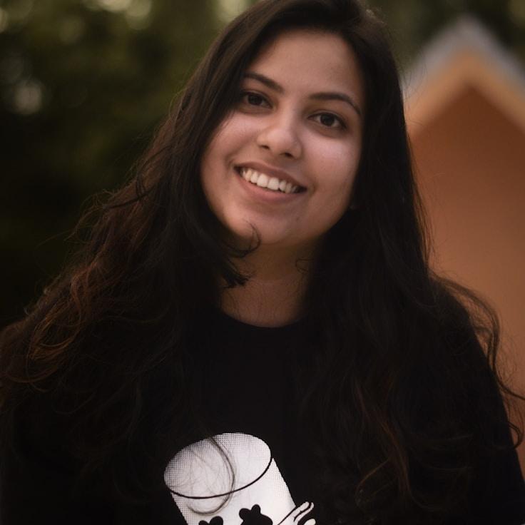 Anika Rao, Client Relations Director, discussing corporate gifting strategy with business clients